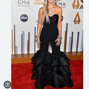 Elegant Black Strapless Jumpsuit Like Lainey Wilson CMA’s NWT size S